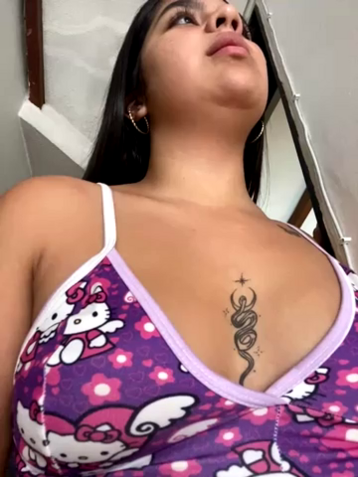 SaritaHot_69