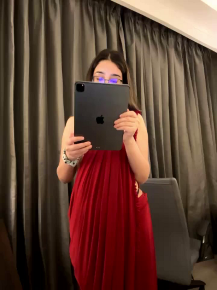 jAsMinE678