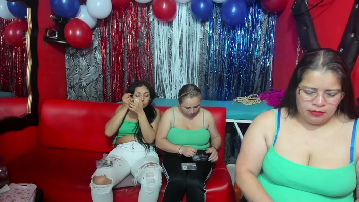 lesbiancuple