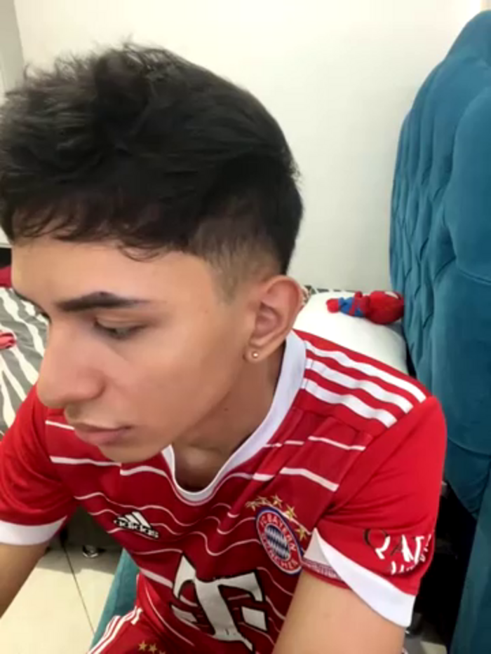 Leonarrrd_01