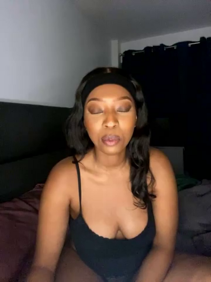 Queen_ellz
