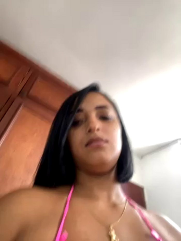 Shantal_Lovee