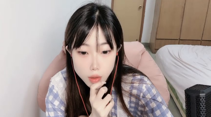 v-vivian