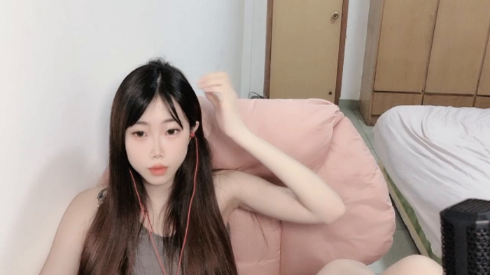 v-vivian