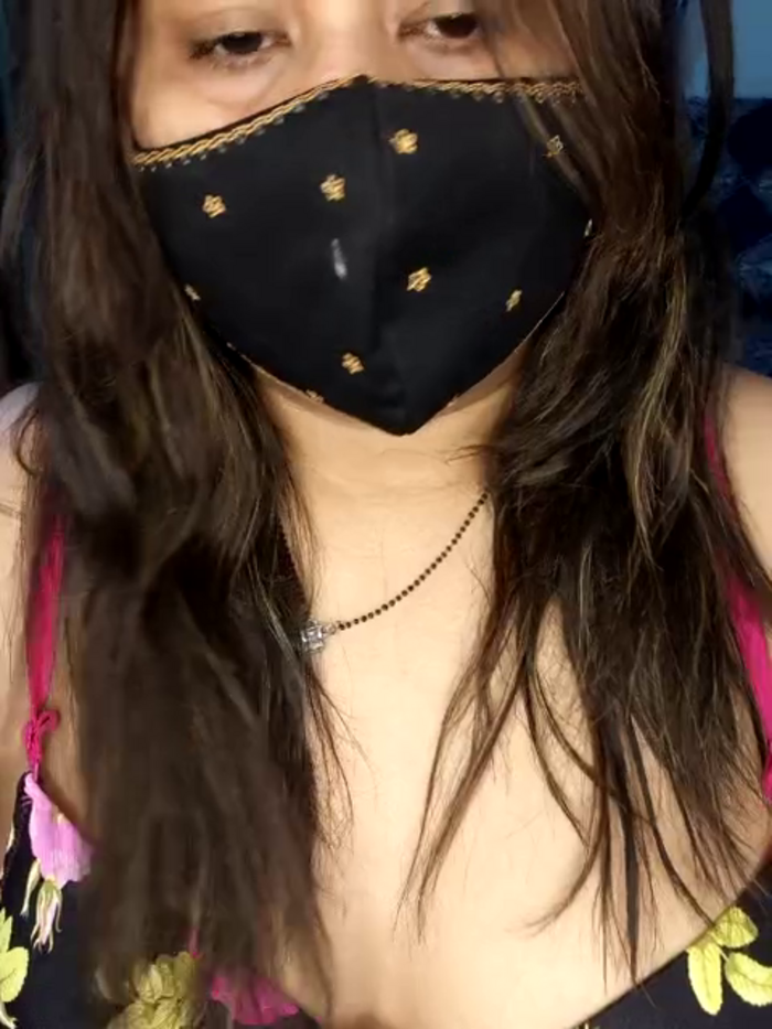 Indian_hotmilfs