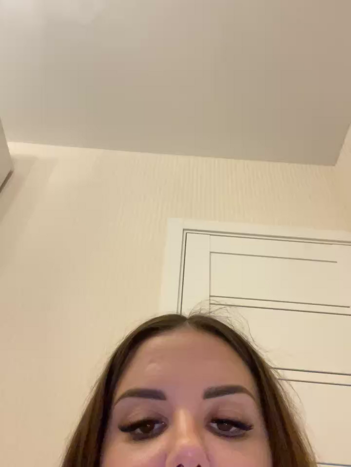 Alina_Vibe_Me