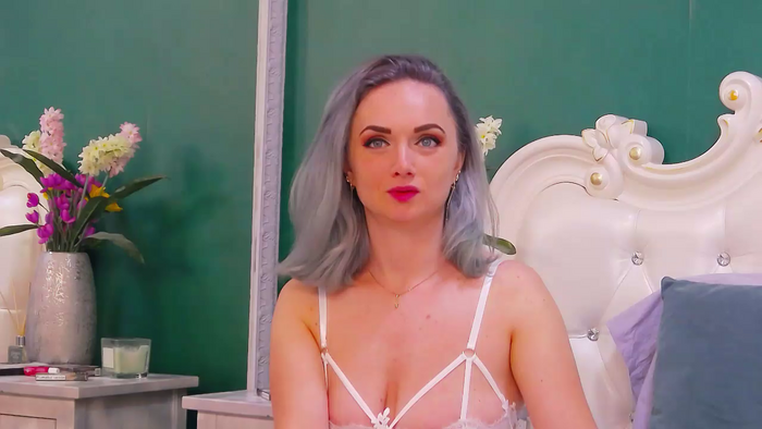 EllianaReese