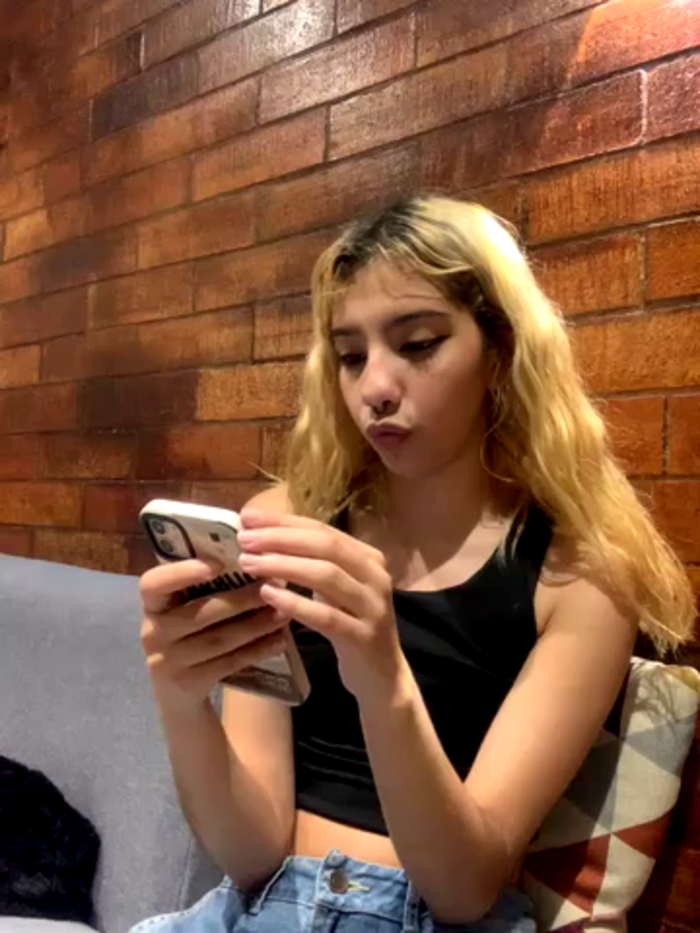 MIA_CUUTE-