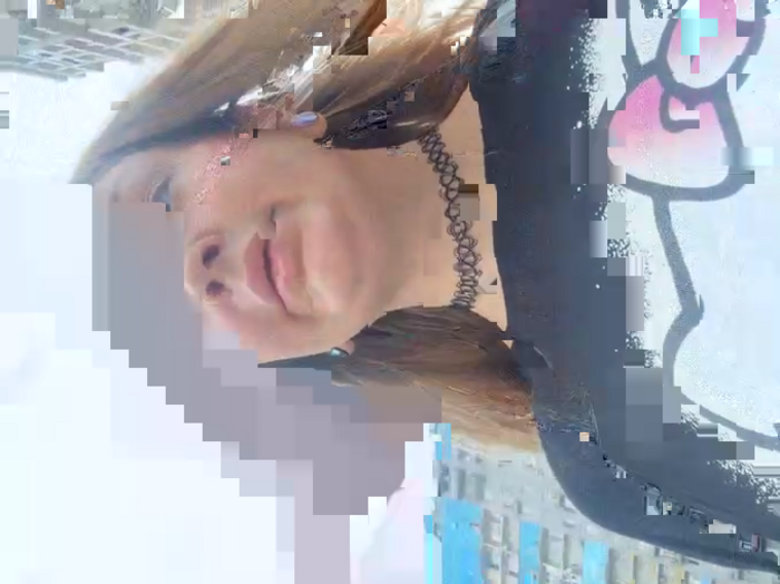 Teya_moon_