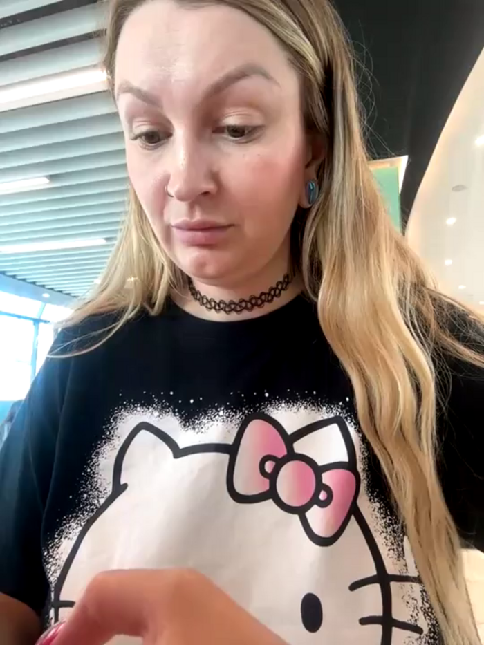 Teya_moon_