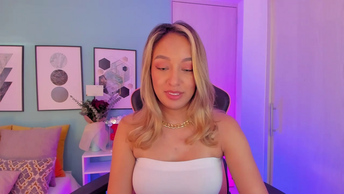 DianaHopson