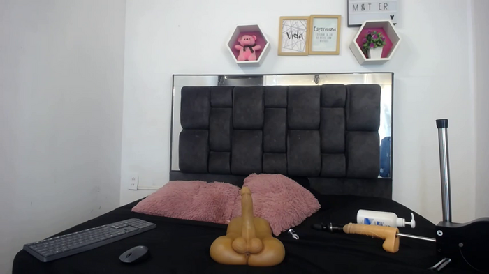 Emma_Evelyn