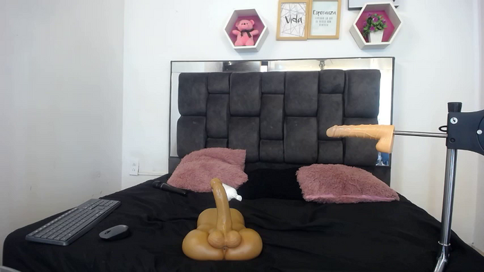 Emma_Evelyn