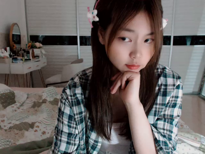 -Lucky_Girl