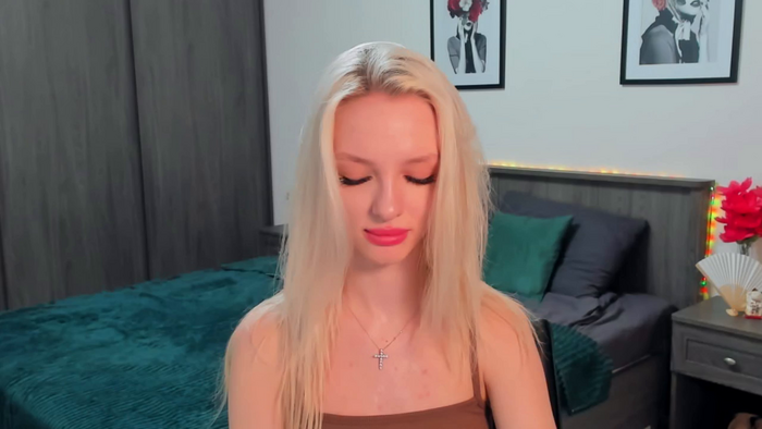 AleksaBlonde
