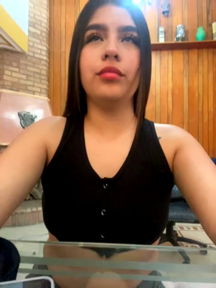 SaritaHot_69