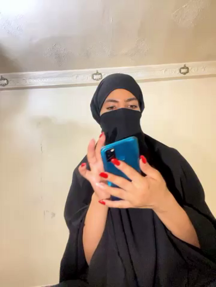 Hijabi_HotGirls
