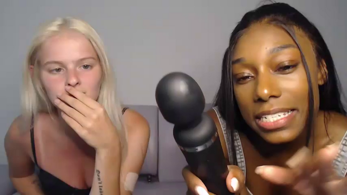 Allylove03