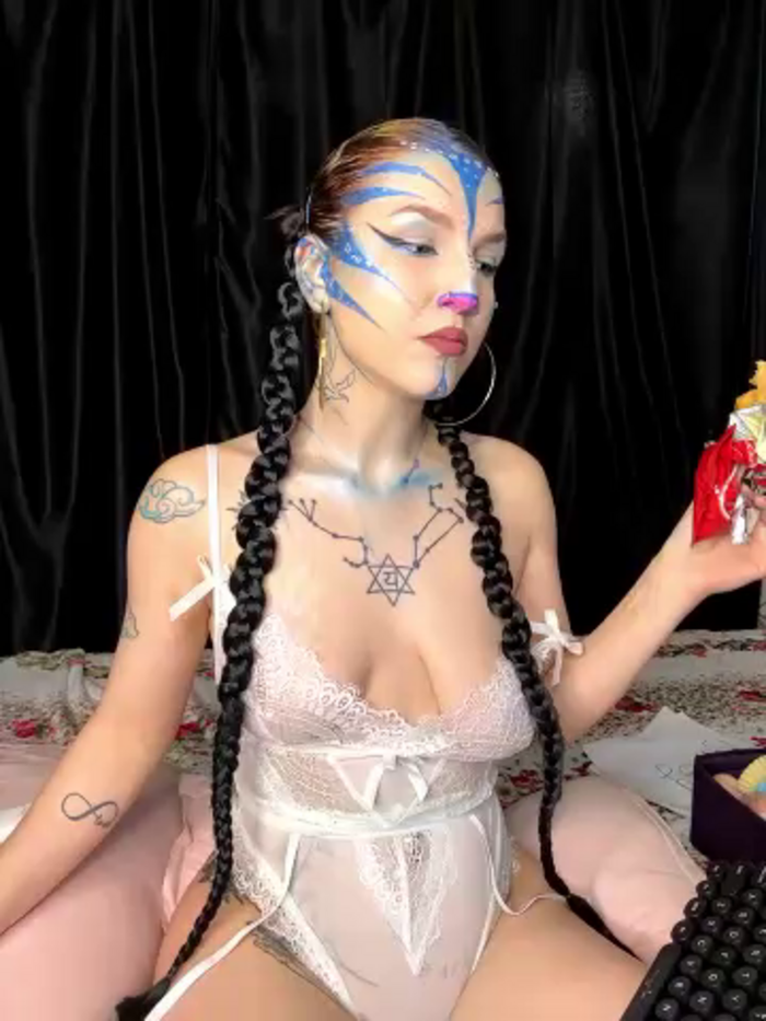 MoonAgnes
