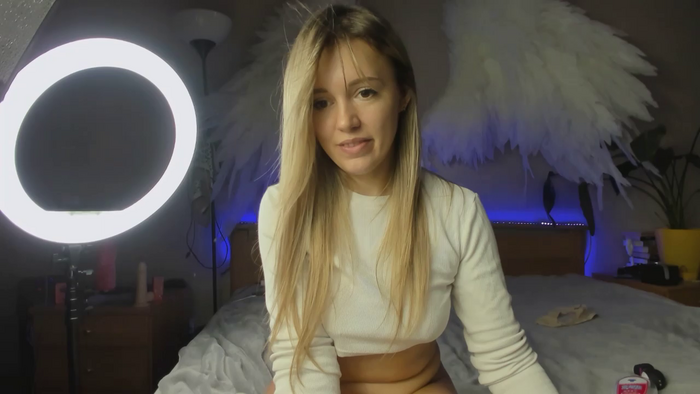 foxy_blond