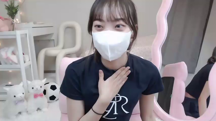 momo_room