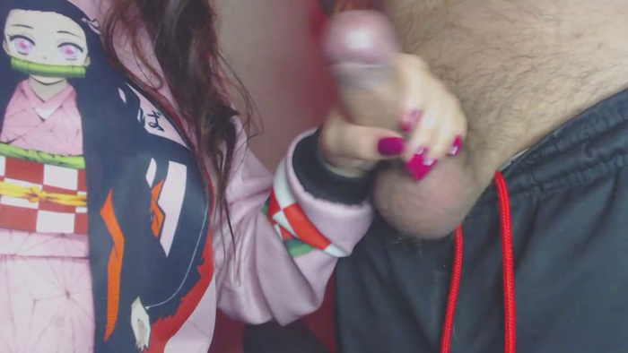 OldManAndGirlishLady