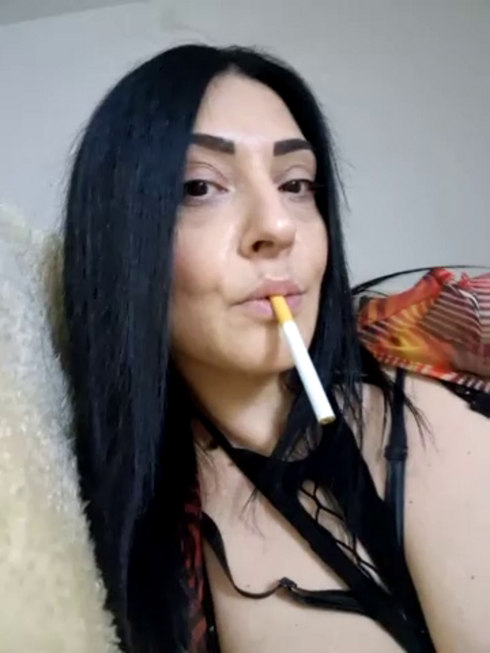 AryaSummersReal