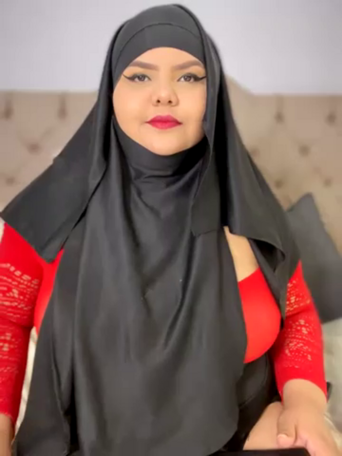 _Shara_Handal_