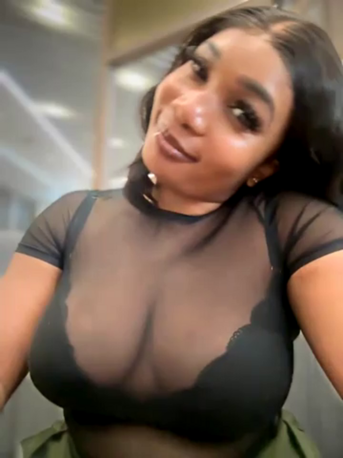 __Nessa__