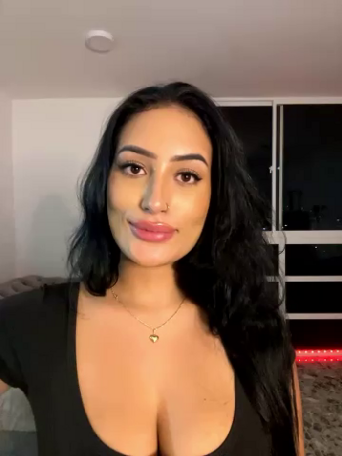 HELLEN_SANTOS