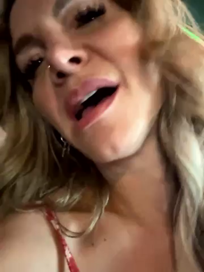 MessyNastyQueen