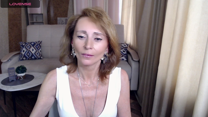 HornyMilf_777