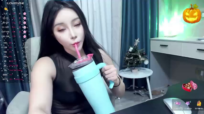 qqisjaujwhsdshzu
