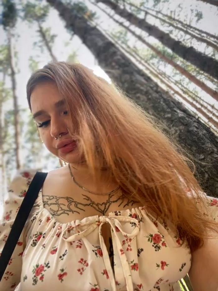 KarinHorny