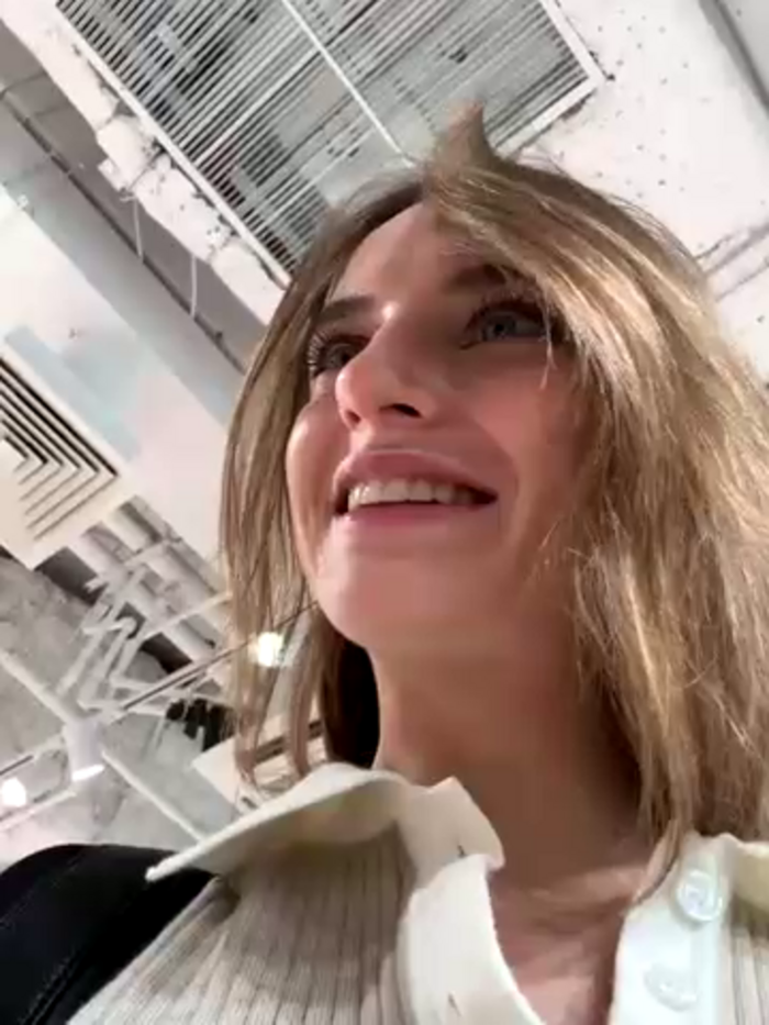 -AngelAri-
