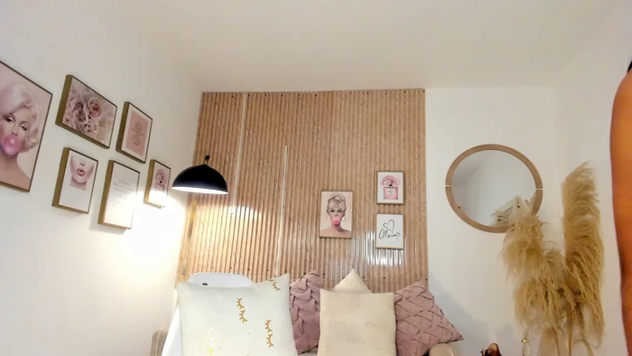 Kimm_khalifa