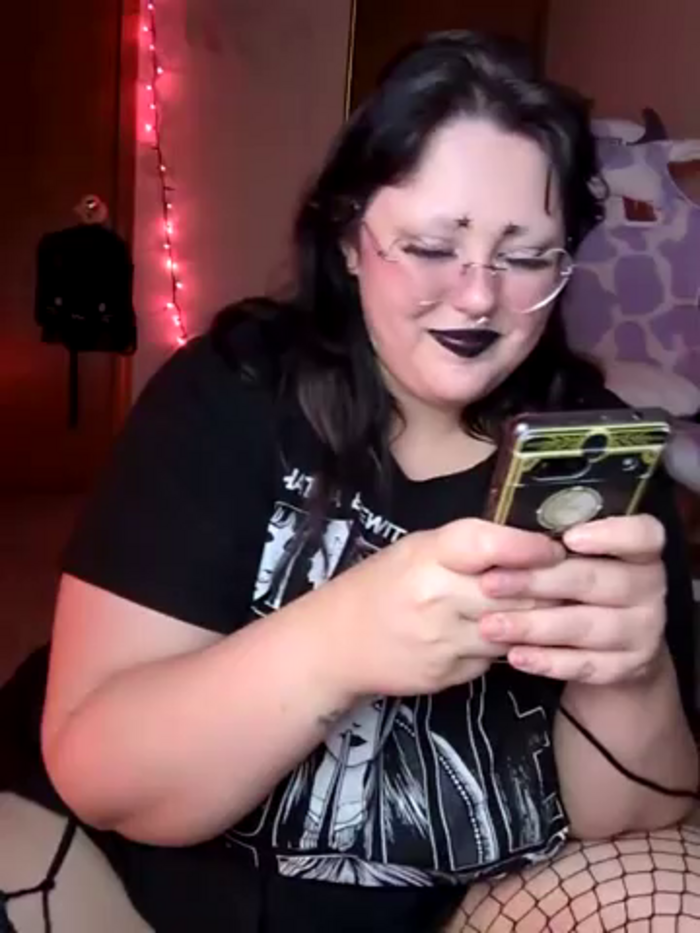 Cutegothcrybabyx