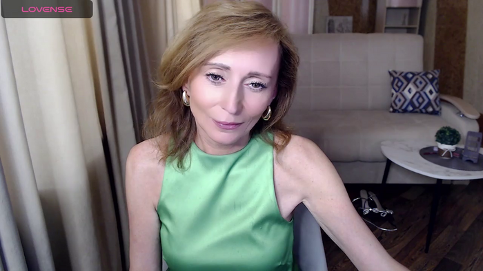 HornyMilf_777