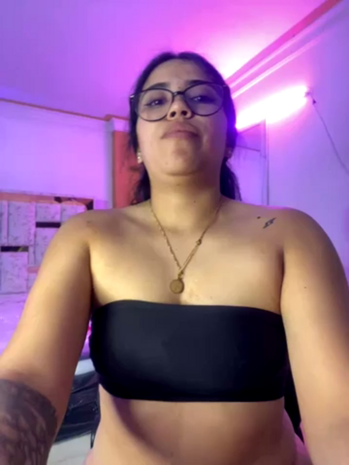 SaritaHot_69