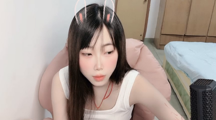 v-vivian