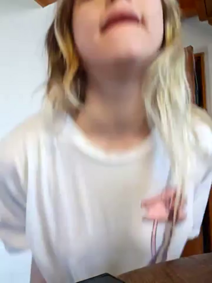 Elnonoykeila77
