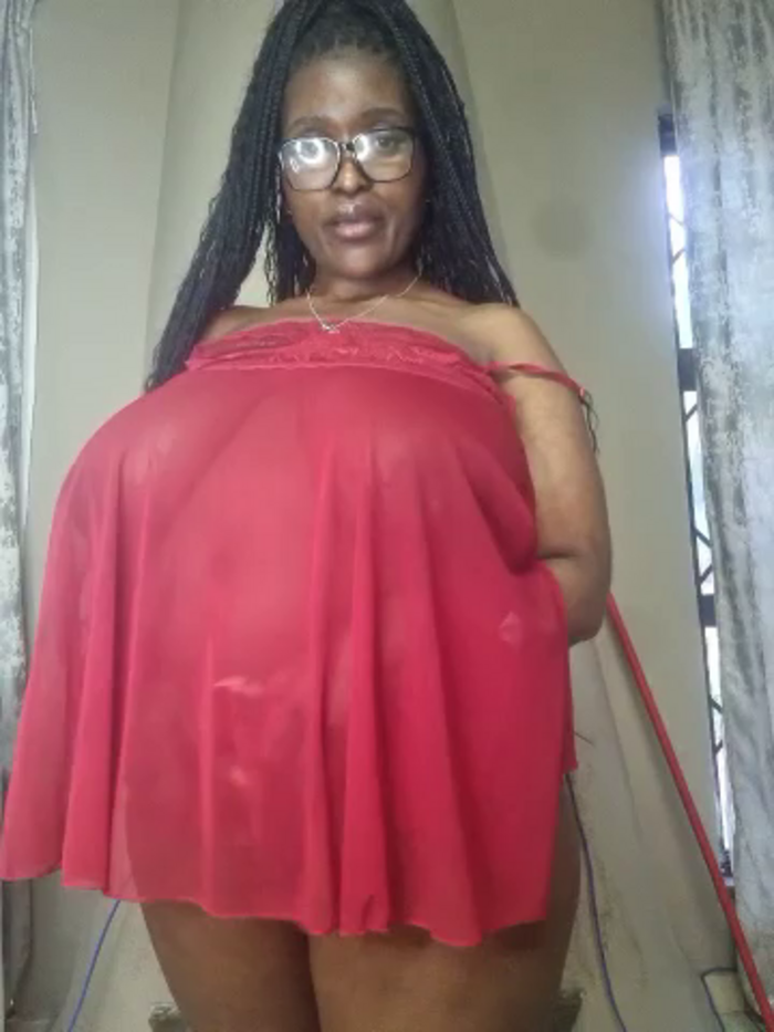 Bustygoddess32