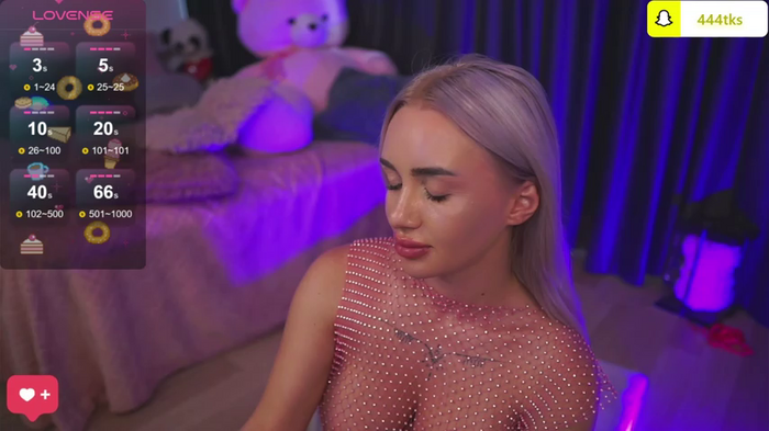 CuteLittleBlondy