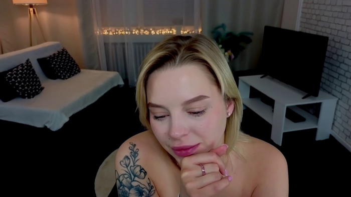 Alicia-Luv