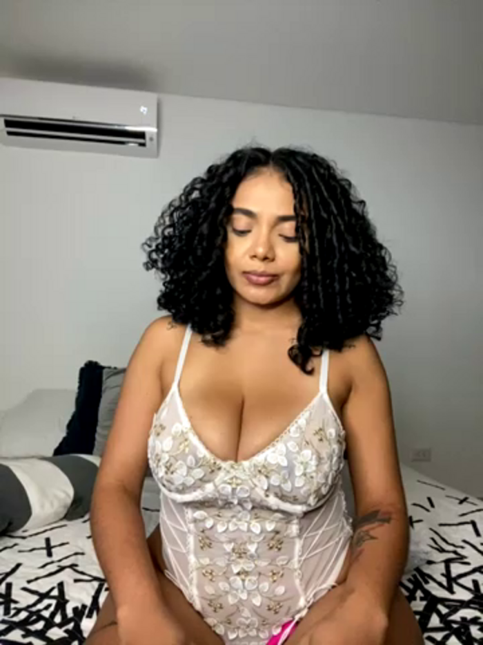 Curlyier
