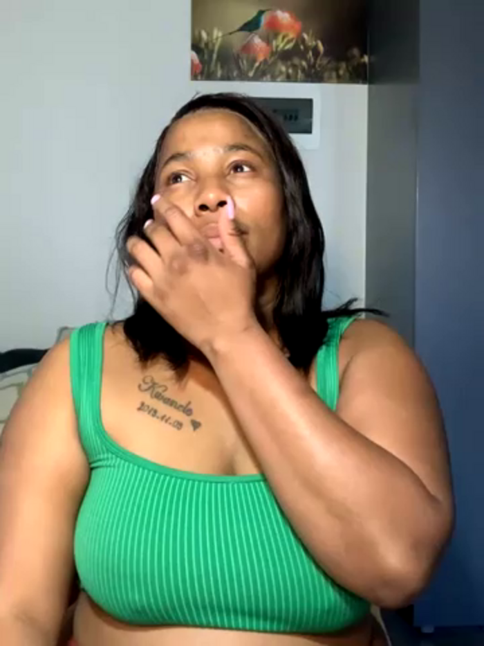 CurvyDesire1