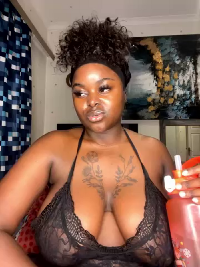 Honeycoco0211