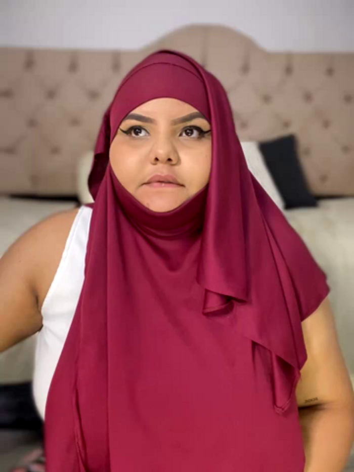 _Shara_Handal_