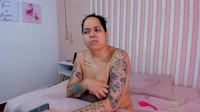 naughtylesbians__