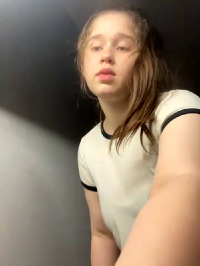 HornyGirlH